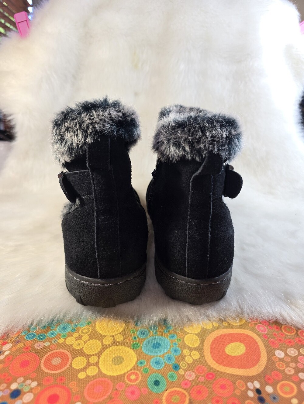 Khombu "Lindsey" Black Suede Faux Fur Cuff Ankle Snow Boots - Picture 5 of 14